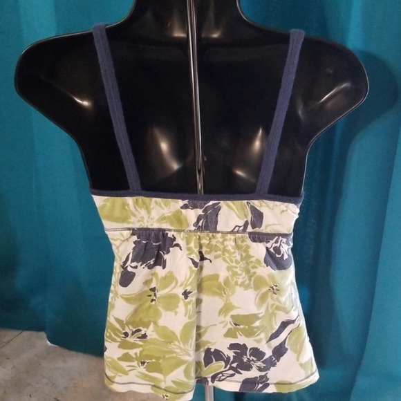 2 for $10 Hollister tank top. Size medium - Picture 2 of 6